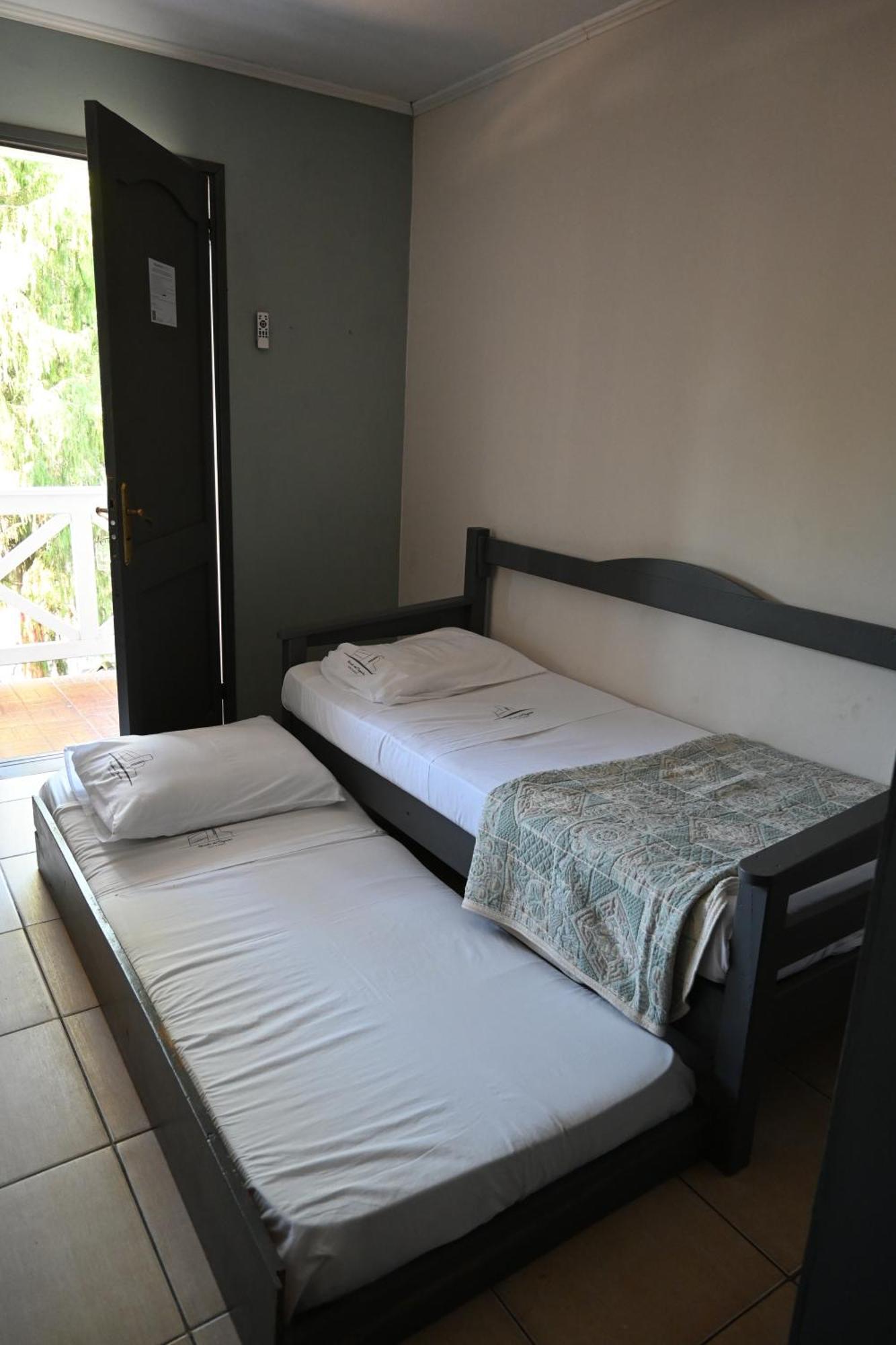 Hotel Mirador Del Dayman Termas del Dayman Bagian luar foto